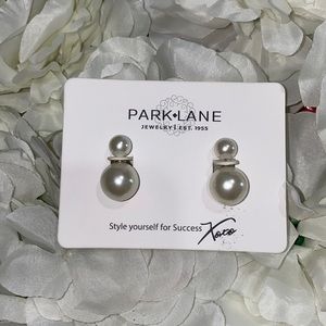 Double pearl earrings